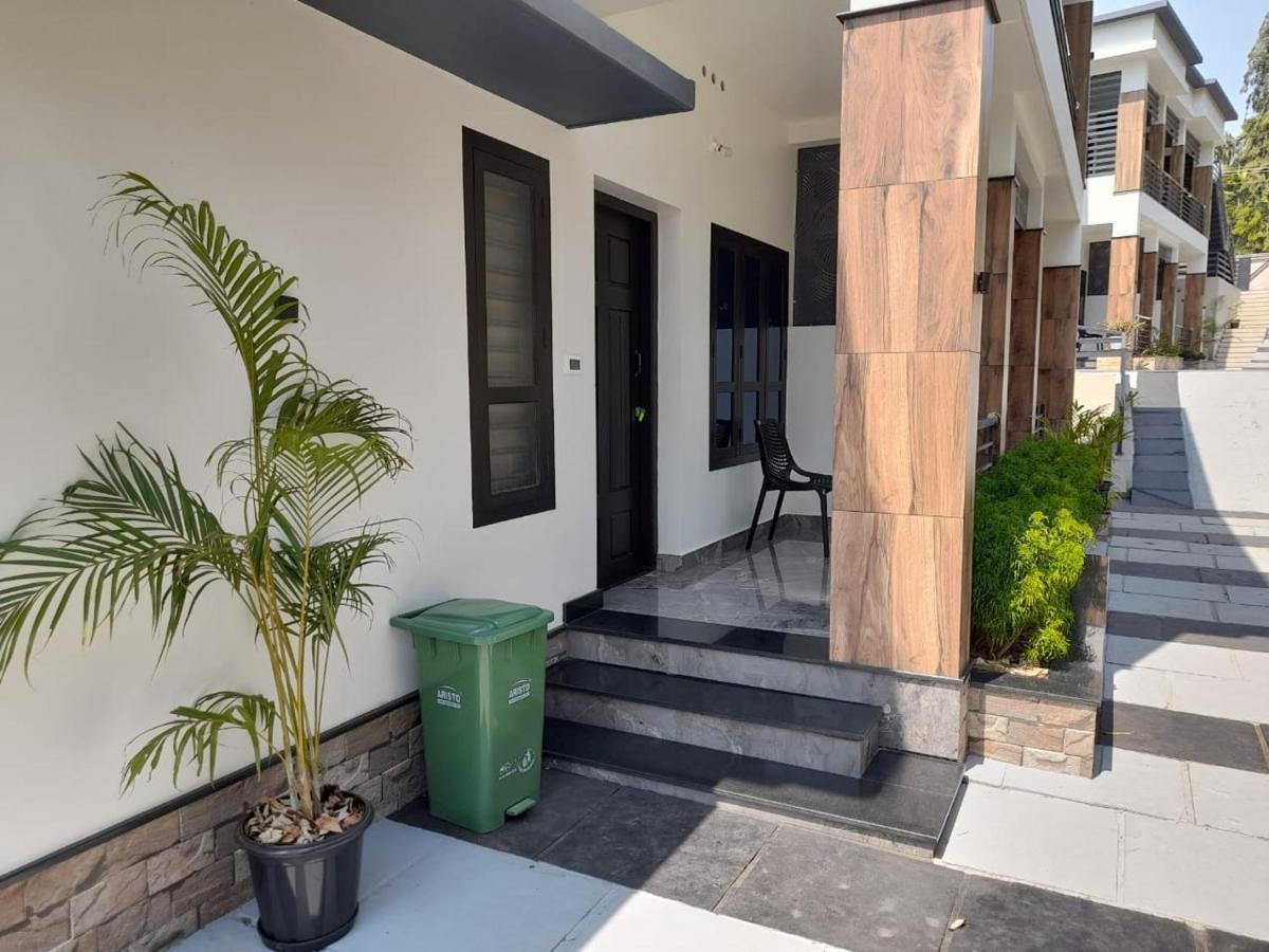 Milestone Inn سلطان بتيري المظهر الخارجي الصورة